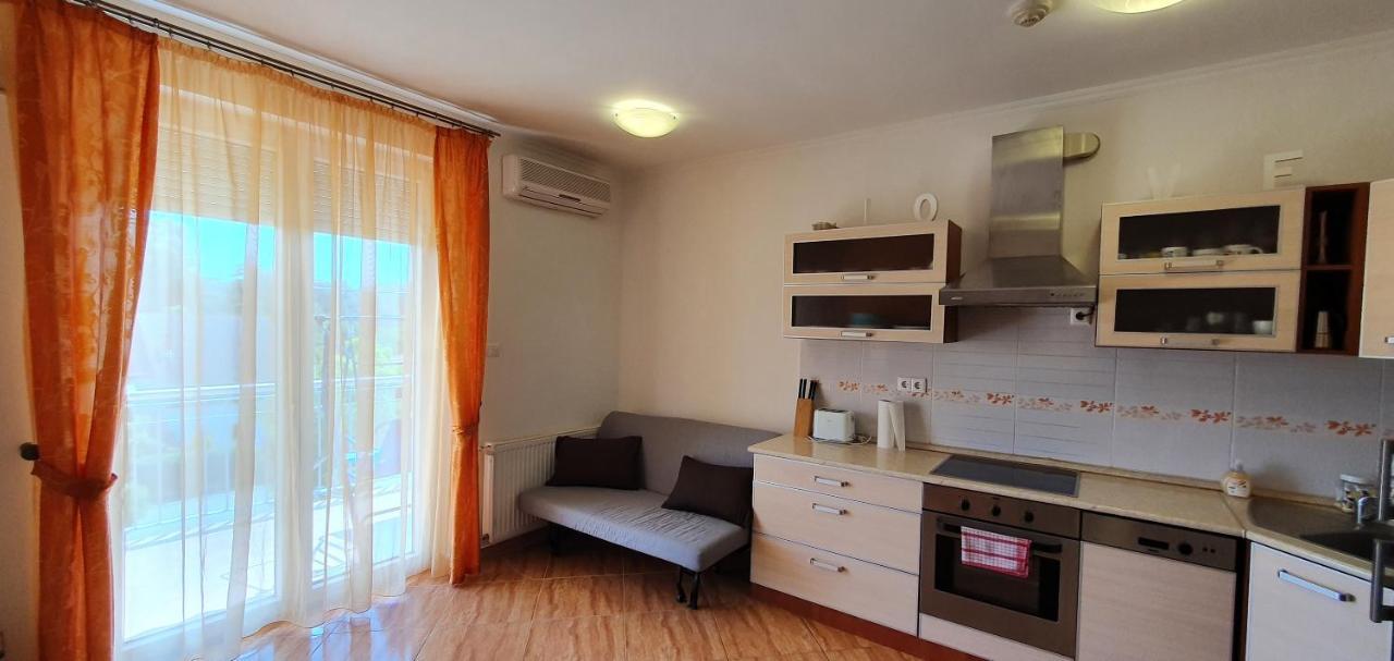 Bazsi Golden Beach Apartman 希欧福克 外观 照片