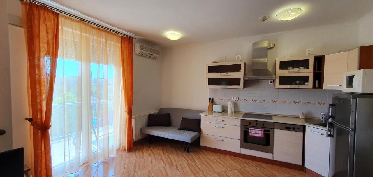 Bazsi Golden Beach Apartman 希欧福克 外观 照片