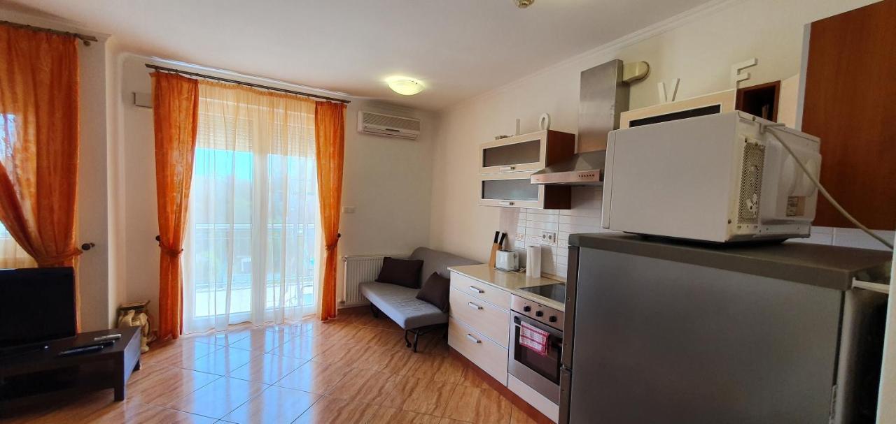 Bazsi Golden Beach Apartman 希欧福克 外观 照片